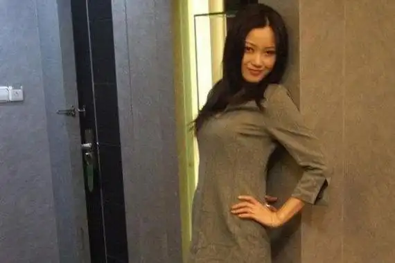 汤芳艺术图片欣赏 艺术照片大多数都是向"国际接轨"