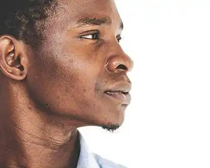 自信,非洲男人,棚拍,肖像,严肃,年轻,侧面视角