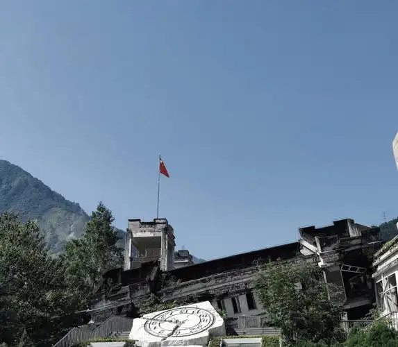 汶川大地震漩口中学遗址探访:亲历者的回忆