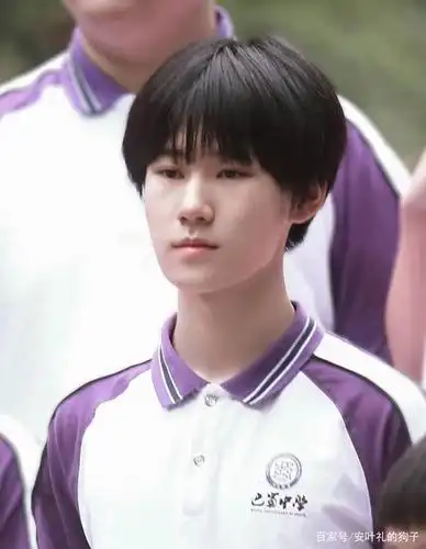 时代少年团真实素颜,团队颜霸竟是"照骗",第一男团颜值就这?