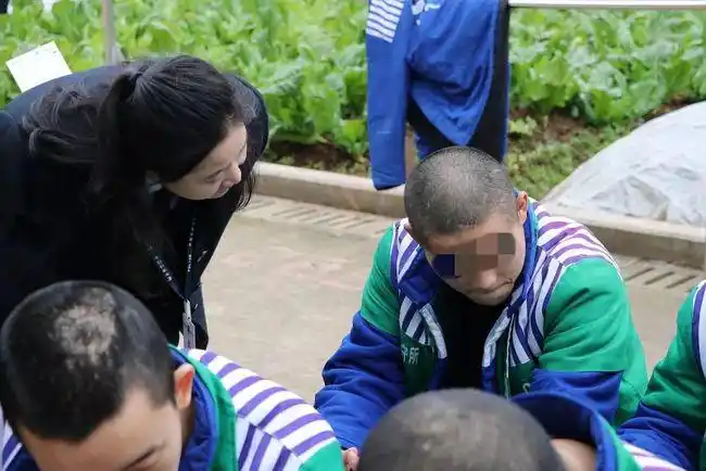 平昌检察心语姐姐把看守所里孩子们的愿带到家
