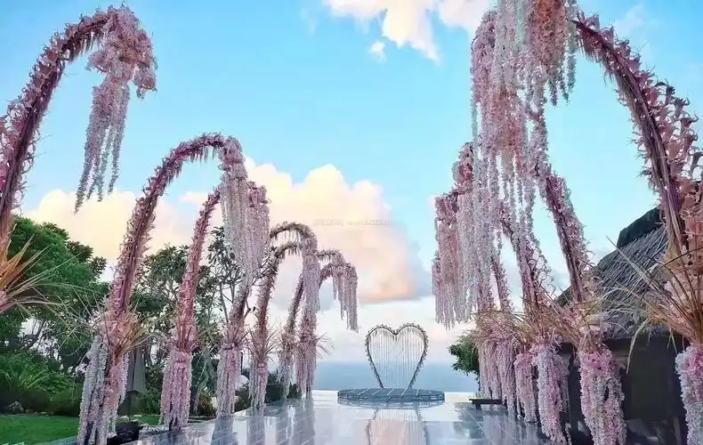 豪华现代风格婚庆布置现场图片