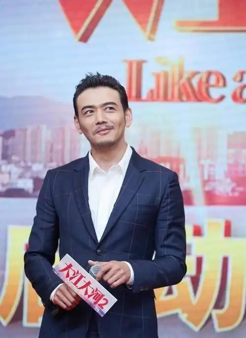 杨烁自信过头被打脸,劈腿代价惨重,终尝恶果!