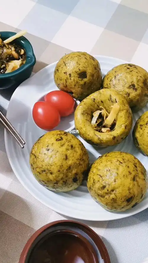 一款超健康且性价比高的地瓜叶玉米面窝窝头