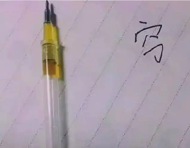 六张证明自己"很穷"的照片,画饼不算啥,最后一张是真的穷