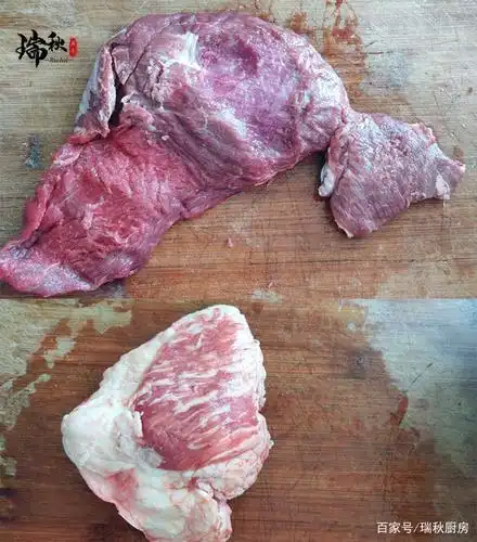 1斤肉,6两油,它比火锅更有烟火气,咬一口,肉汁四溅于唇齿之间