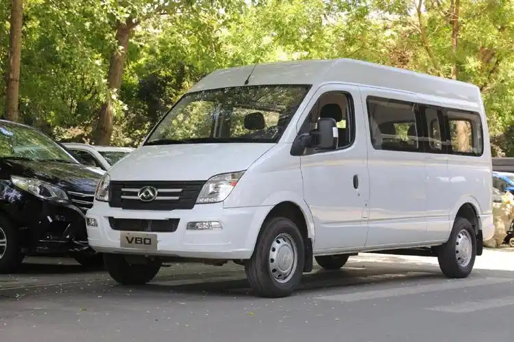 货运好帮手轻客好选择实拍上汽大通maxusv80中轴版