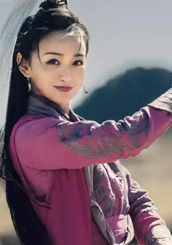 天龙八部阿紫扮演者何泓姗剧照又美又坏有望超经典