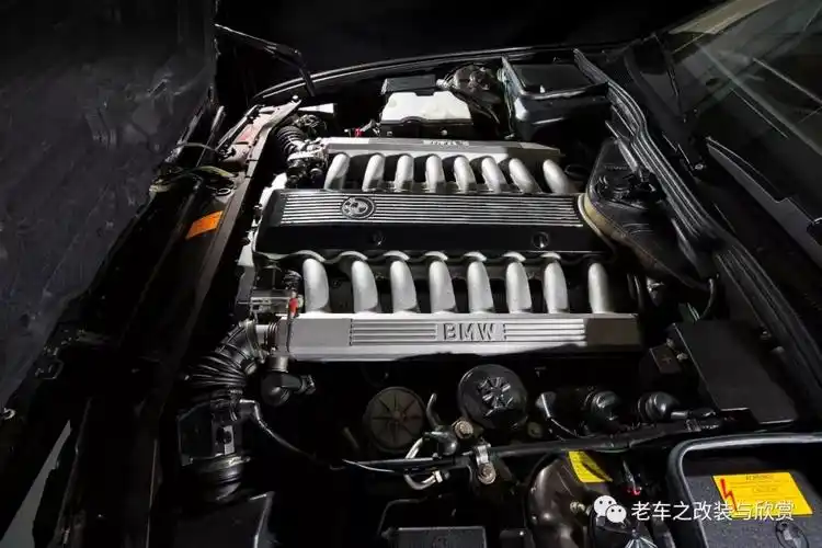 宝马v16发动机的767il水箱放在后备厢里的特殊车型