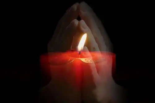 2,今天你病了,我会担心的;明天你生气,我会难过的;今生你健康,我会