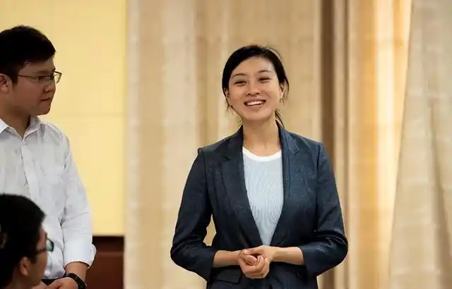 国岳集团董事长夫人郭晓亚(国岳集团夫岳彬老婆郭晓雅)