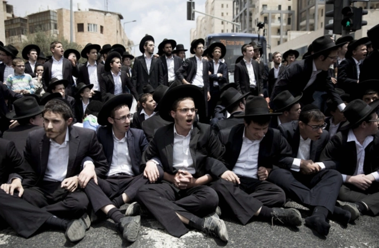 对军队说不的以色列年轻人