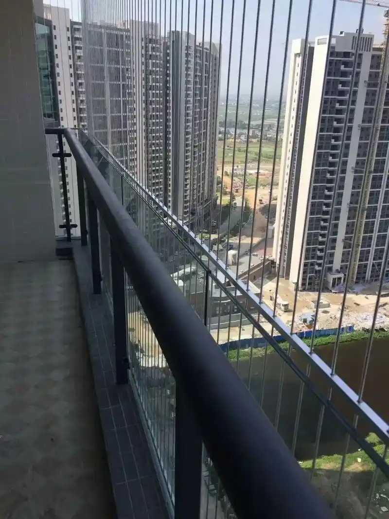 [庆祝]隐形防盗网的10大用处: 1.防止阳 - 抖音