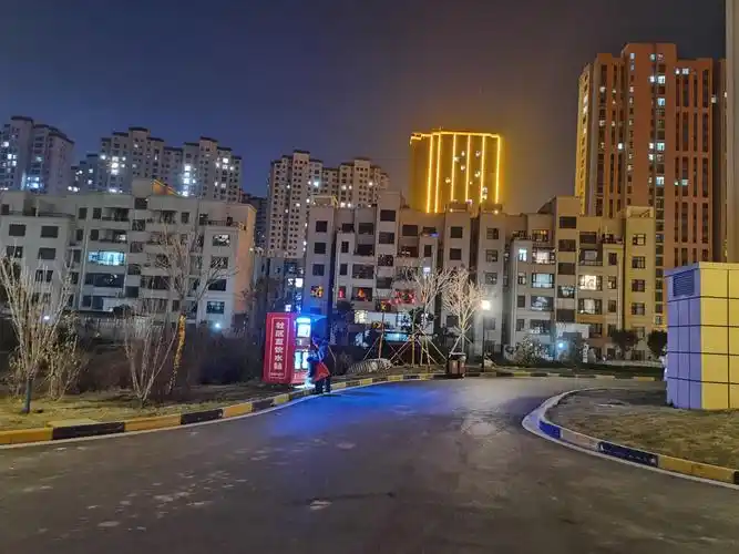 小区夜景