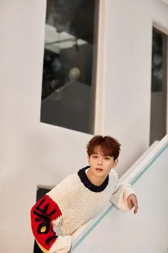 尤长靖最新暖春大片释出别具时尚巧思尽显青春活力