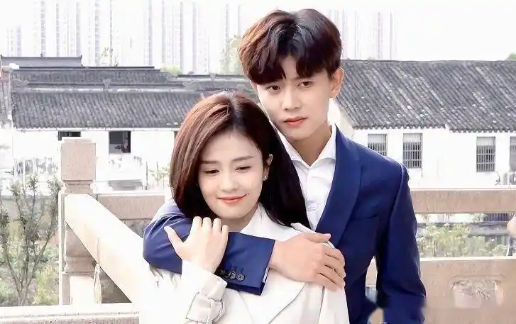 景甜电视剧大唐荣耀剧照_大唐荣耀5年:任嘉伦,万茜,景甜走红,都上春晚