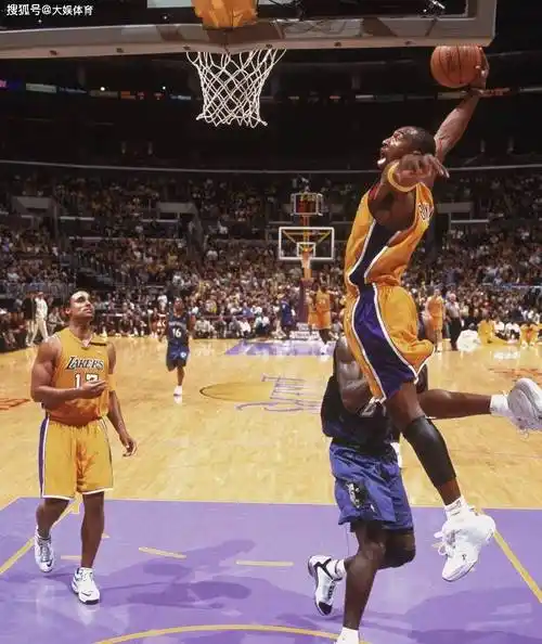 科比拿下81分过去18年了,依旧没人打破这个纪录,证明他的伟大_篮球