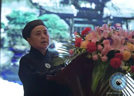 中国道教协会九届三次常务理事会议在青城山召开