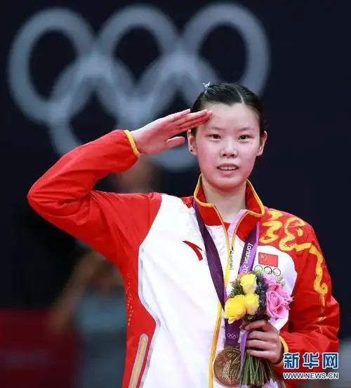 sport rookies of the year (1/8)