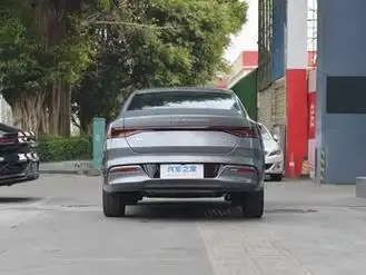 【2024款 荣耀版 dm-i 120km超越型 报价】秦plus图片_配置_比亚迪