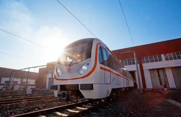 凑齐一道彩虹杭州地铁列车申请出战