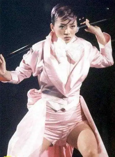 梅艳芳和他共枕三年周星驰怕他晚年退出娱乐圈让人无法忘记