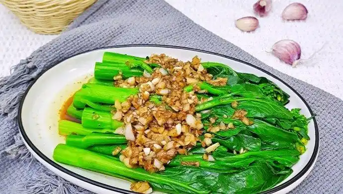 白灼蒜蓉菜心怎么做_白灼蒜蓉菜心的做法_一笑&而过_豆果美食