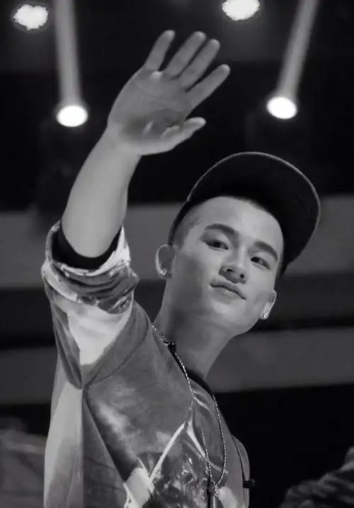 【已上证件照】欧豪这种长相算好不好看呢 (照片被.