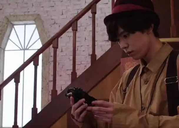 假面骑士saber第2话解读憨憨二骑科普世界观教主骑剑法_怪人_伦太郎