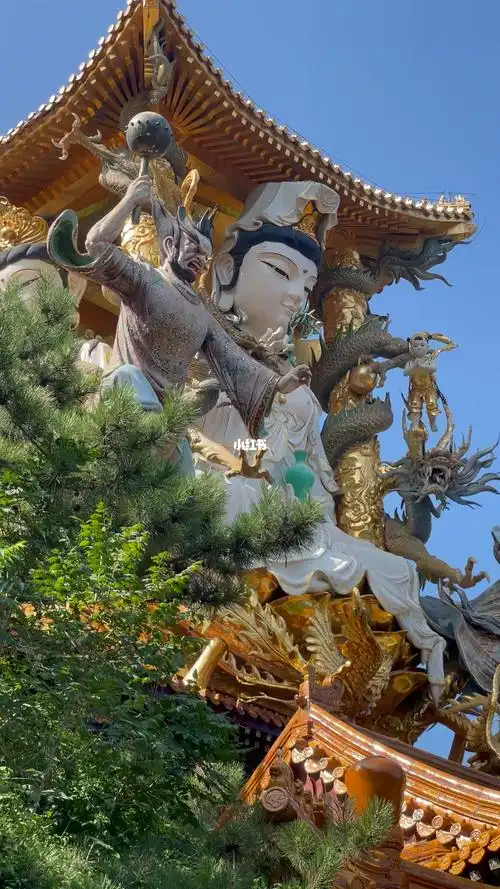 有点子泰国寺庙的魔幻味