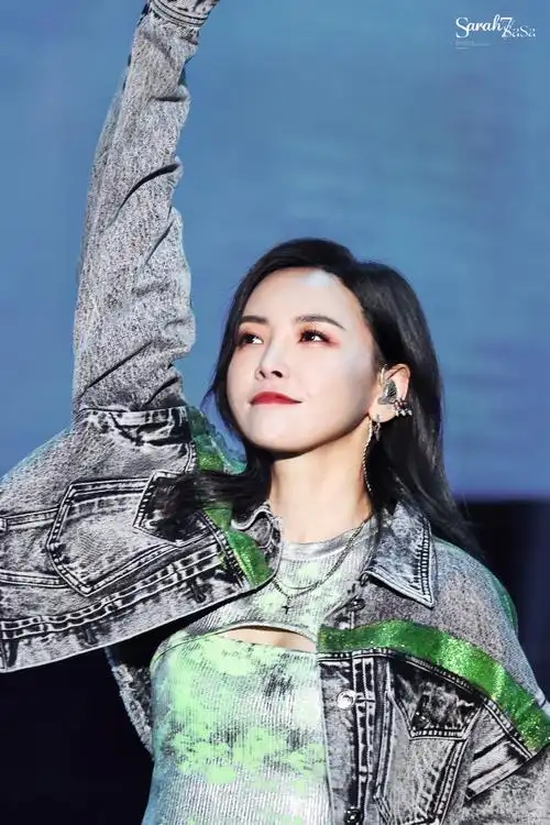 于文文魔方视界巡回演唱会