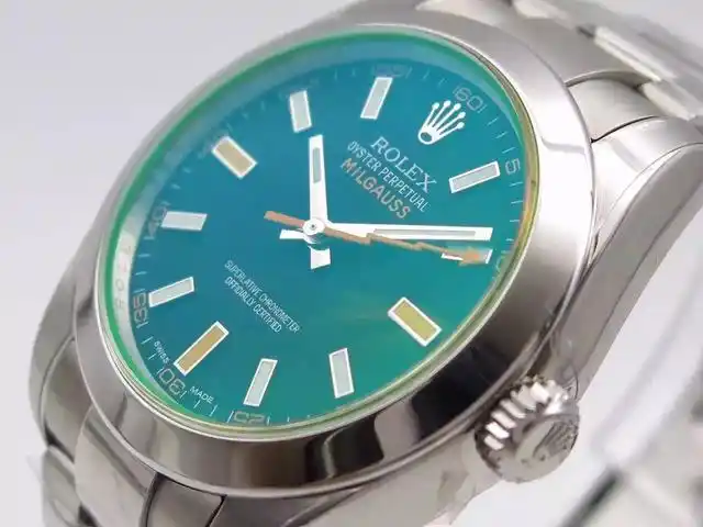 绿玻璃的诱惑,劳力士闪电针绿玻璃腕表详解