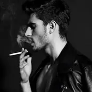 黑白欧美头像男 好看的帅气欧美风格男生头像图片