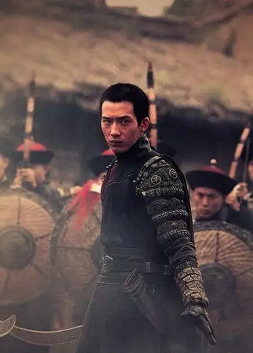 井柏然《血滴子》赚够好人缘 导演赞其大有可为