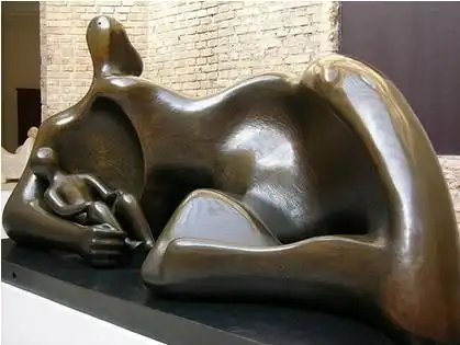 亨利61摩尔《母与子坐像》
