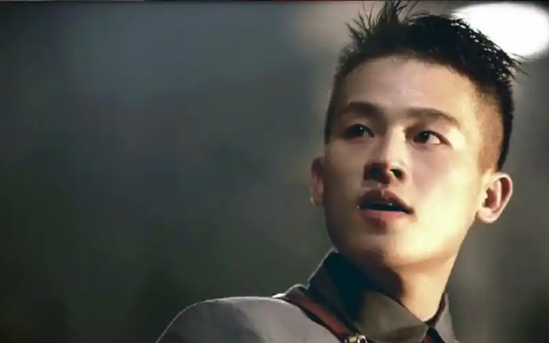 「燃向剪辑」星星之火可以燎原 《建军大业》欧豪叶挺太帅!