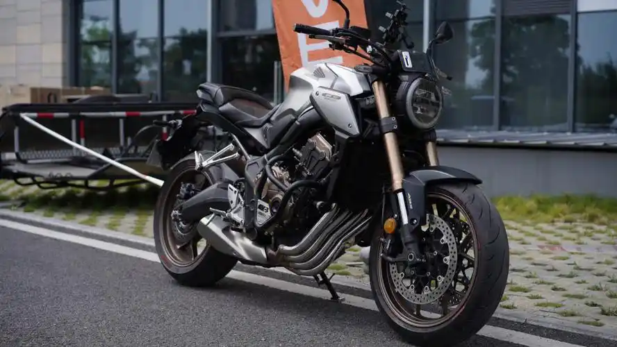 【大贸车型】#本田cb650r【上牌时间】2021年1月【行驶里程】12500