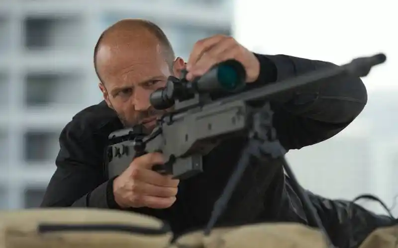 硬汉杰森斯坦森开挂主演电影机械师2炫酷海报壁纸