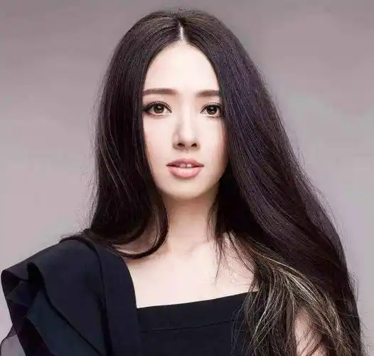 国庆撞中秋幸福升级,郭碧婷产女向太喜笑颜开,挥手赠送豪宅别墅_向佐