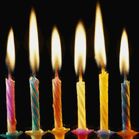 蜡烛吹灭许愿gif动图_动态图_表情包_soogif