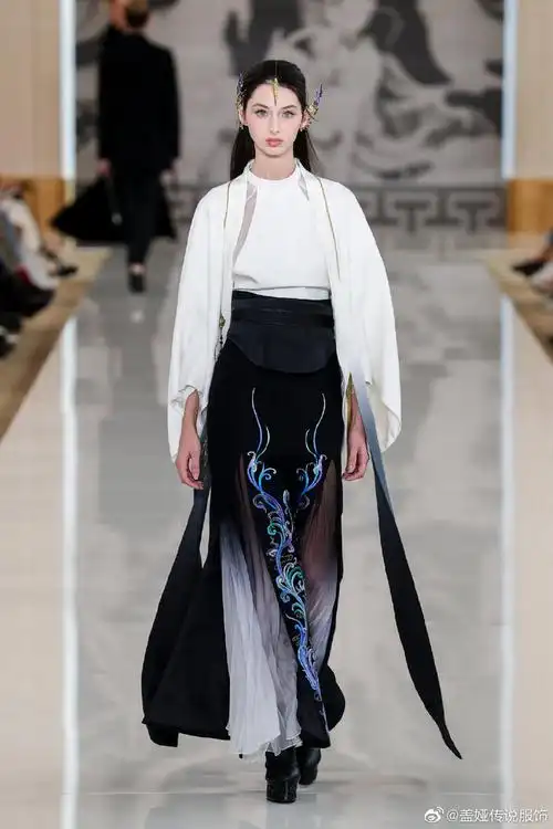 盖娅传说服饰的微博微博