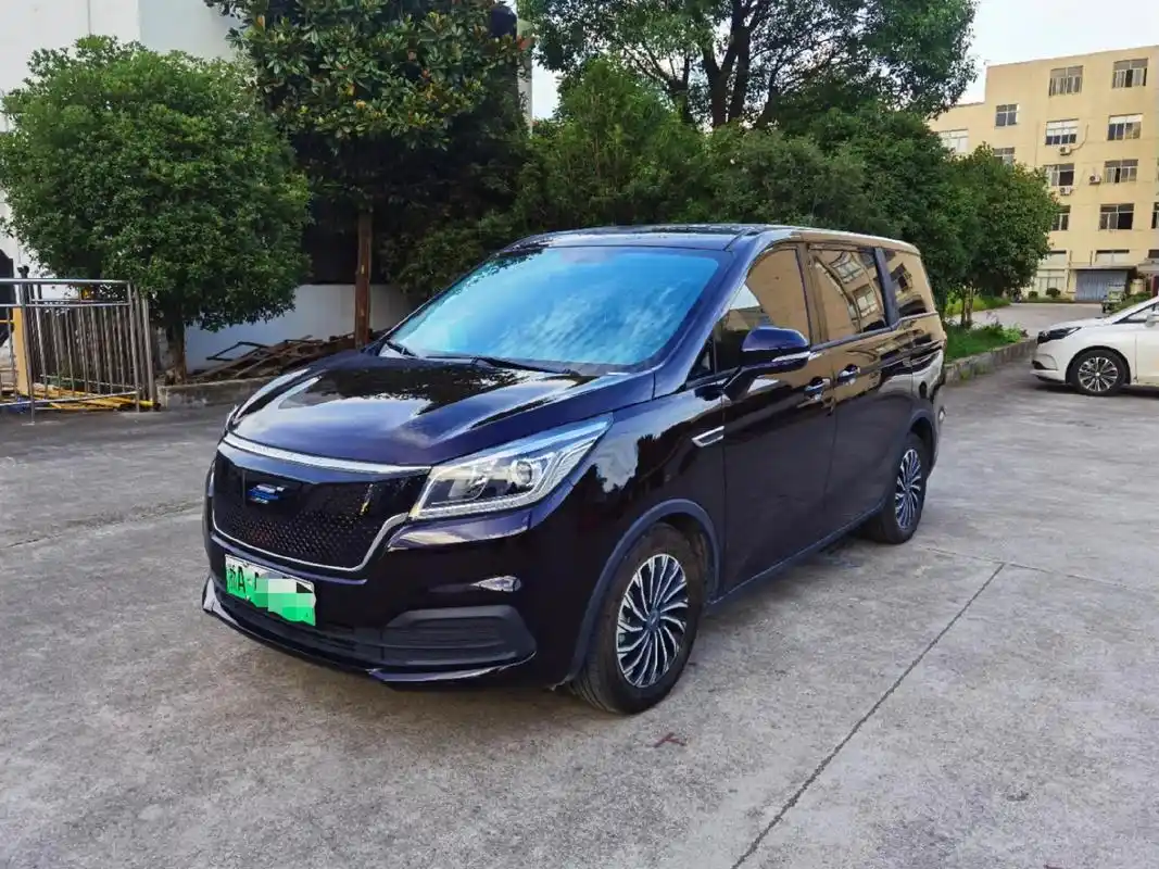 新到2022年1月上牌,长安欧尚科尚ev,七座,新车指导价1 - 抖音