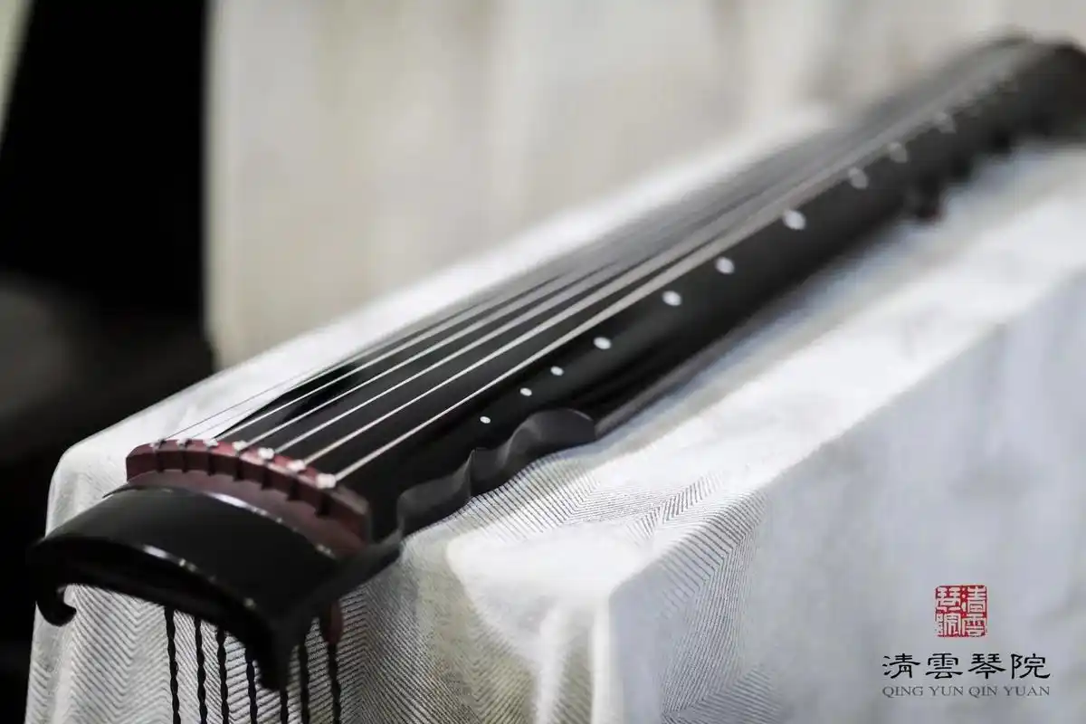 清云琴器 |杉木飞瀑连珠#古琴 #民族乐器 - 抖音