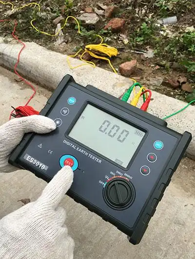 接地电阻测试仪|三相相位伏安表|高压钳形电流表|钳形电流传感器|数字