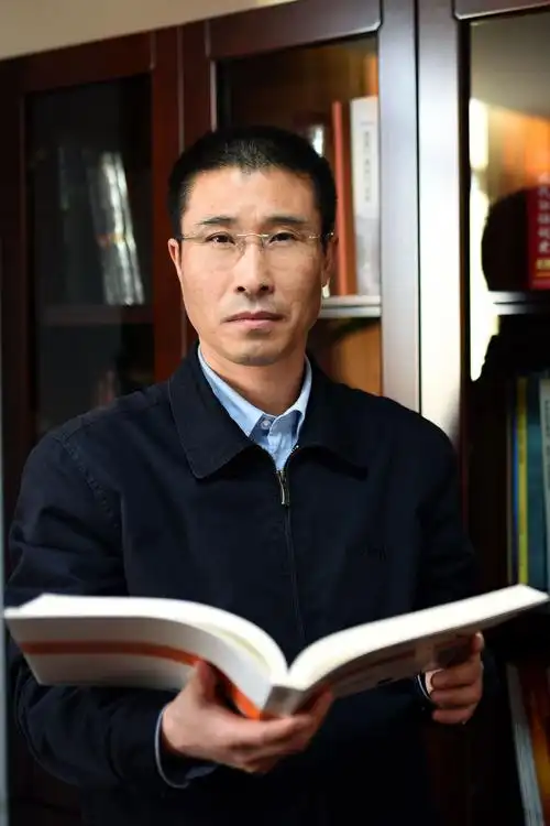 张广军(中国工程院院士)