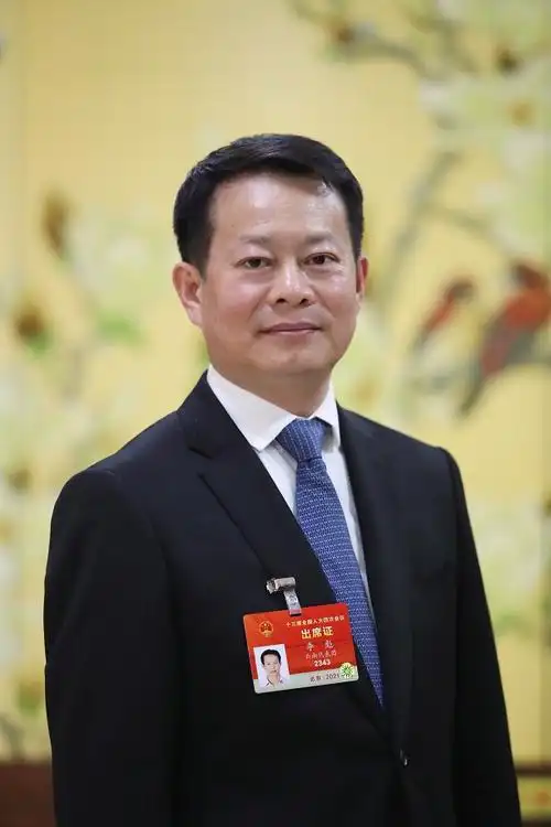 李彪代表——出台政策打通科技创新全链条_云南人大网