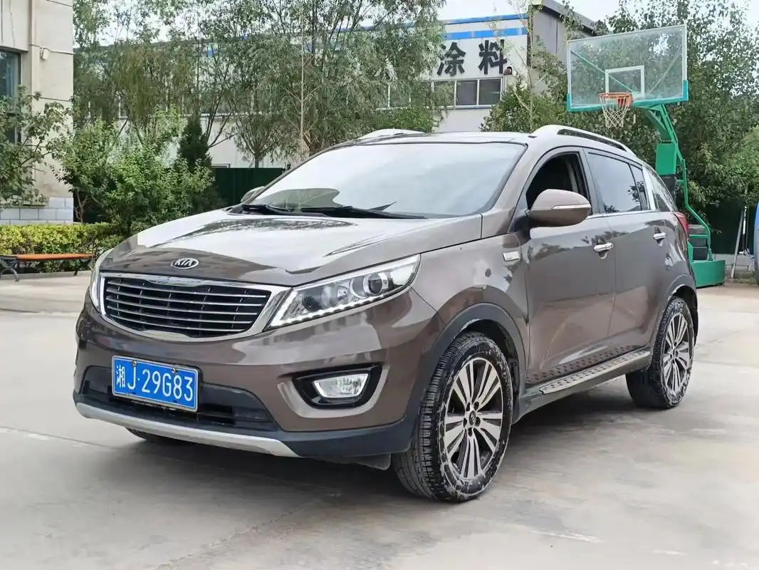 2015年起亚智跑 2.0手自一体,一手私家 - 抖音