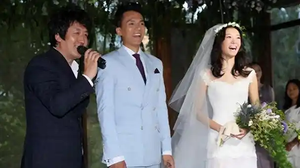 "我嫌她脏!"宋宁峰现任妻子对齐溪这样说,并透露俩人藕断丝连