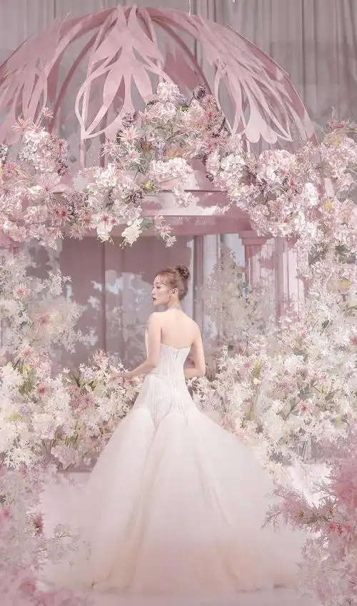 新娘唯美浪漫婚纱写真