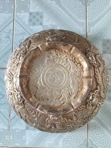 光绪年制银包瓷聚宝盆值多少钱?